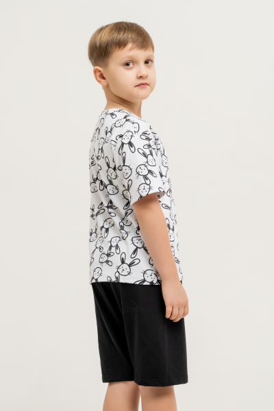 a924d588-4fff-4bf5-abfd-4828460b6f21